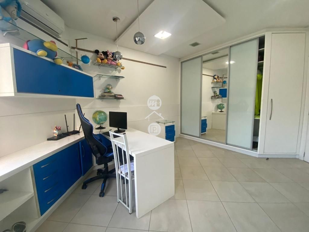 Casa em Pedra Branca, Palhoça. 3 quartos, 294m². Imagem 18 de 25